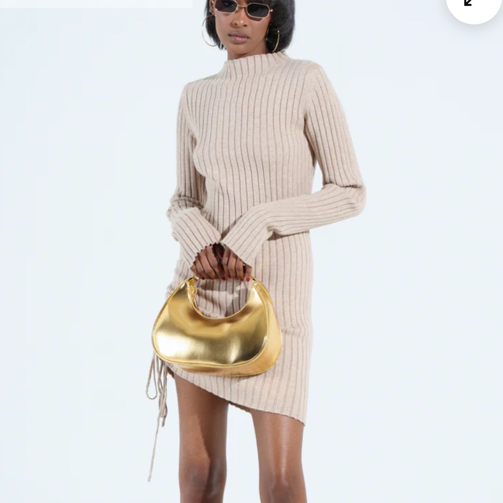 New Akira CHIC IS MY MIDDLE NAME KNIT DRESS - Picture 9 of 15